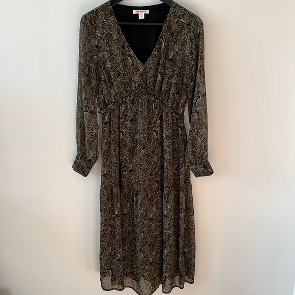 Tiered Midi Dress - Picture 2 of 5